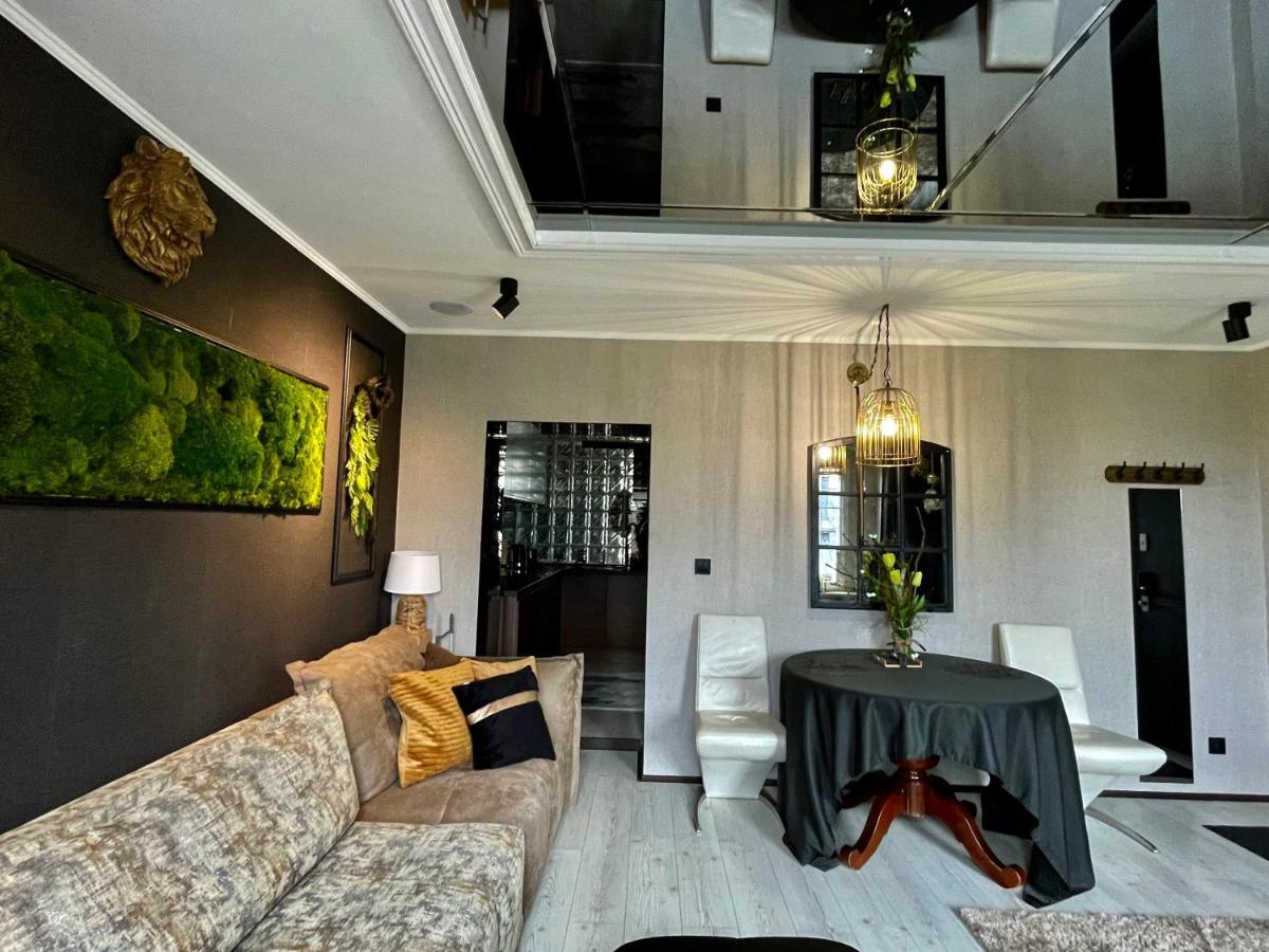 Appartamento Pod Lwem Koscierzyna Esterno foto